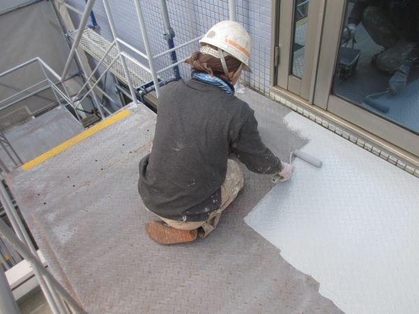 岐阜県美濃市某工場　外階段　塗装工事