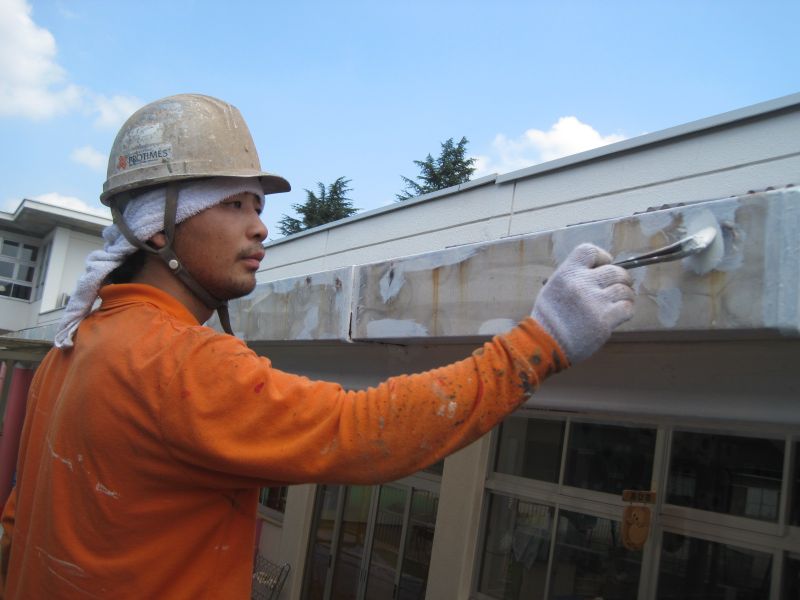 関市内某幼稚園　樋塗装工事