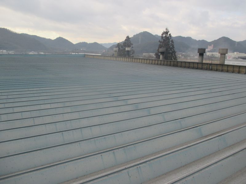 岐阜県関市某企業　工場屋根塗装工事