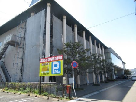 岐阜県岐阜市　企業様　サッシ塗装シール打設工事