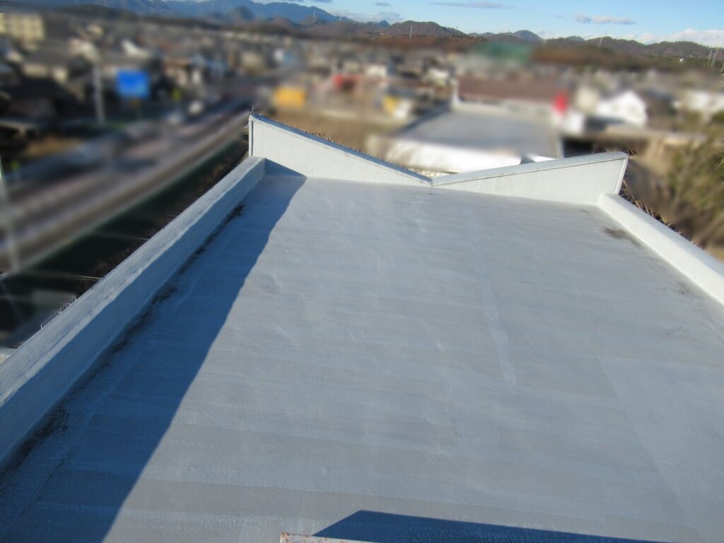 屋上防水（ウレタン塗膜防水通気緩衝工法、密着工法）