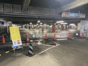 岐阜県岐阜市　駐車場防水工事　シャッター塗装