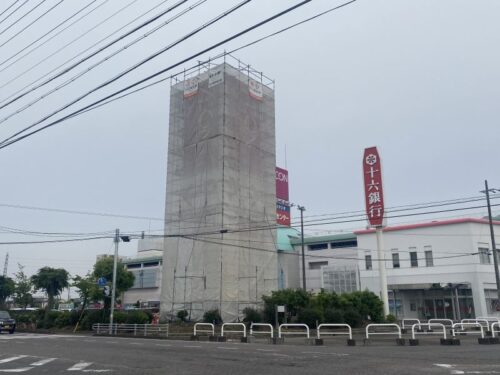 岐阜県岐阜市　商業施設広告塔改修工事